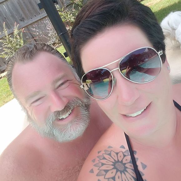 Meet your Posher, Amanda - Picture 1 of 1